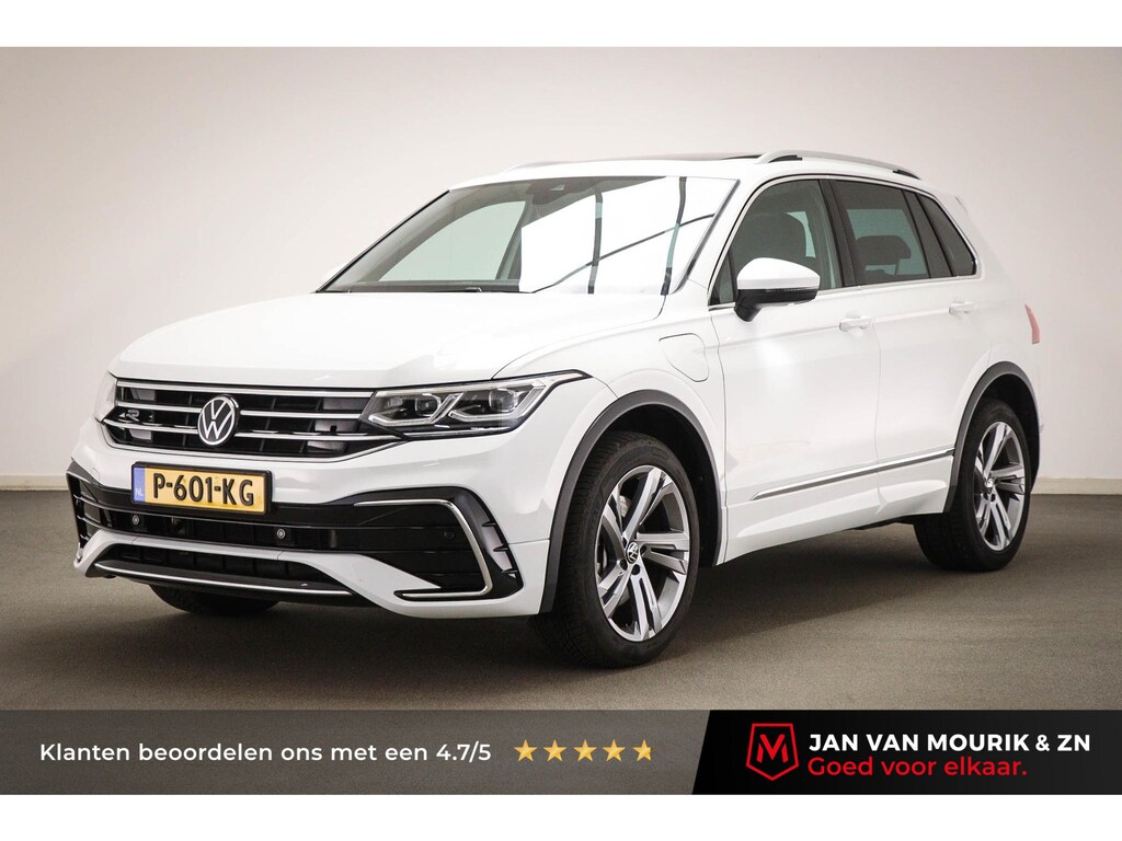 Volkswagen Tiguan 1.4 TSI eHybrid R-Line Business+ | PANORAMADAK | DAB | DRAADLOZE LADER | CAMERA | TREKHAAK