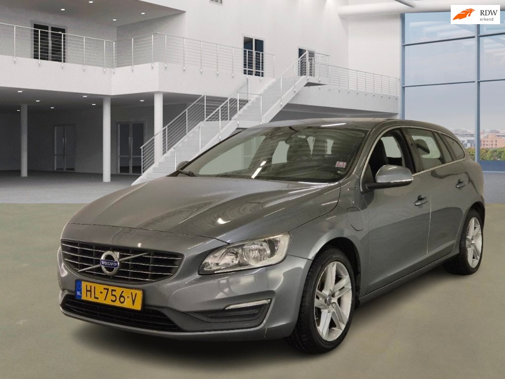 Volvo V60 2.4 D6 Twin Engine Momentum NAVI PSENSOR CRUISE TREKHAAK 2 X SLEUTELS