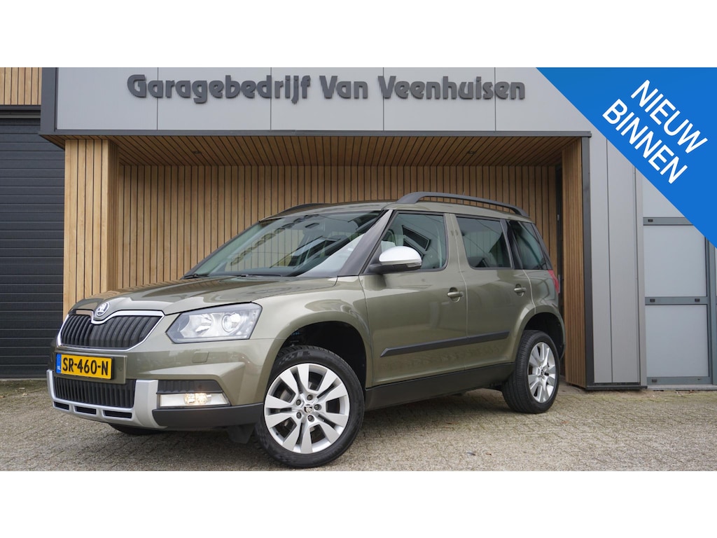 Skoda Yeti 1.2 TSI 105pk DSG Outdoor Outdoor & Elegance Leder/Alcantara Xenon 17inch LM Navi 43897km!