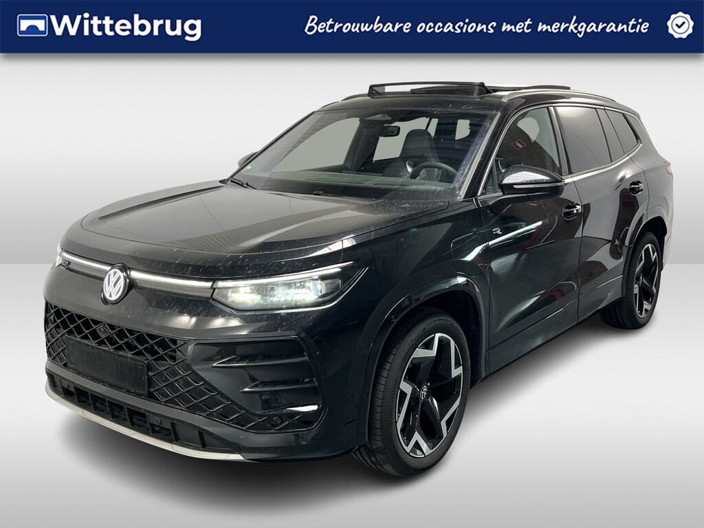 Volkswagen Tayron 1.5 eHybrid R-Line / GARANTIE TM 12-2030/ AUTOMAAT/ PANO/ TREKHAAK/ ACC/ APP-CONNECT/ PARK.SENSOR. + 360 CAMERA/ STUUR+STOELVERWARM./ MASSAGE/ HEAD-UP/ DODEHOEK/ KEYLESS/ NAVI/ CLIMA/ DAB/ LED