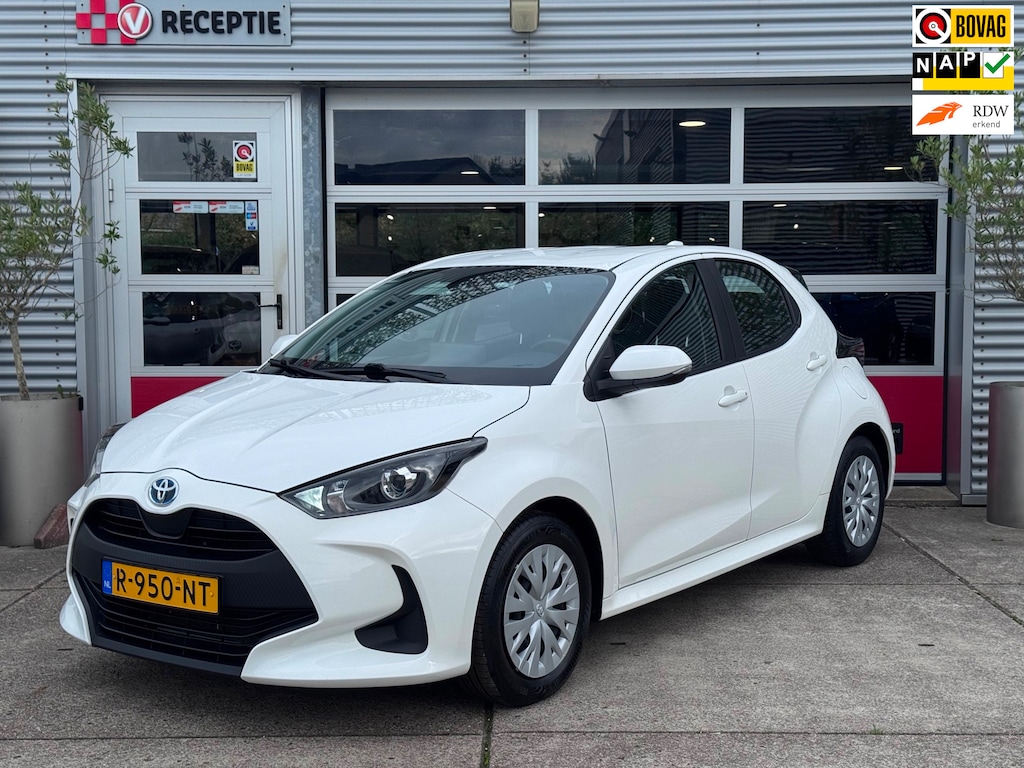 Toyota Yaris 1.5 Hybrid Active Navi / A.Cam / Carplay /Cruise / Org-Ned