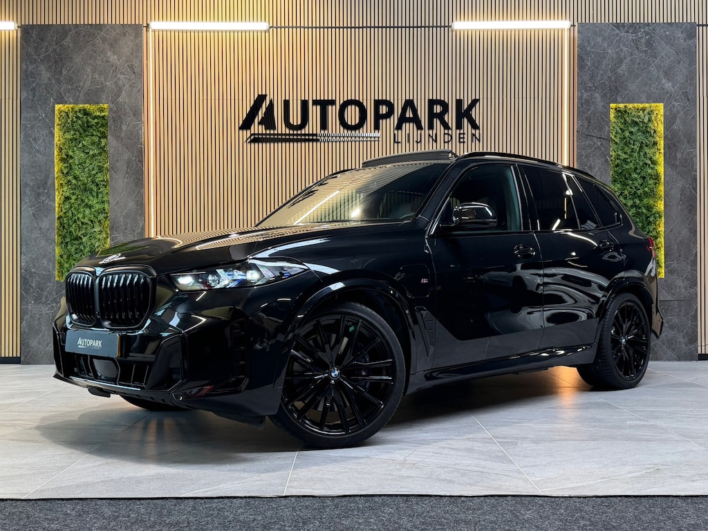 BMW X5 XDrive50e M-SPORT|PANO|H&K|HUD|MEMORY|KEYLESS|FABRIEKSGARANTIE|22INC|489PK|BOMVOL!