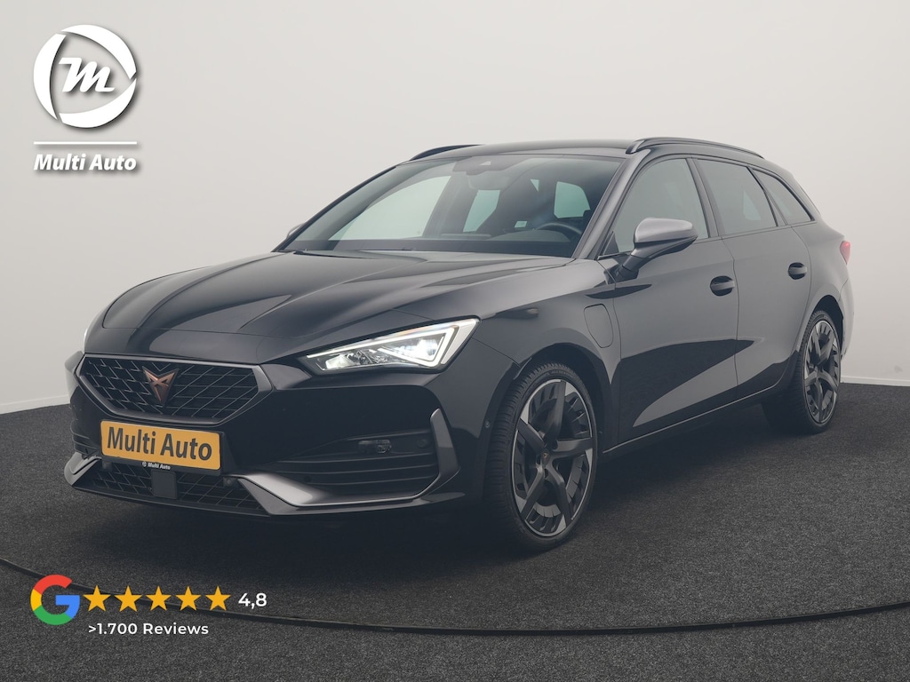 CUPRA Leon Sportstourer 1.4 e-Hybrid VZ PHEV 245pk Dealer O.H | Trekhaak Af Fabriek | Camera | Sfeerverlichting | Sportstoelen & Stuur Verwarmd | Apple Carplay | Keyless | Virtual | Navigatie | DAB | 19"L.M | Cruise Control | Plug In Hybrid |