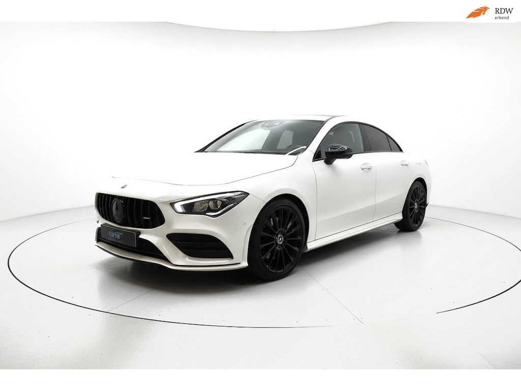 Mercedes-Benz CLA 180 AMG NIGHT SFEER CAMERA LED