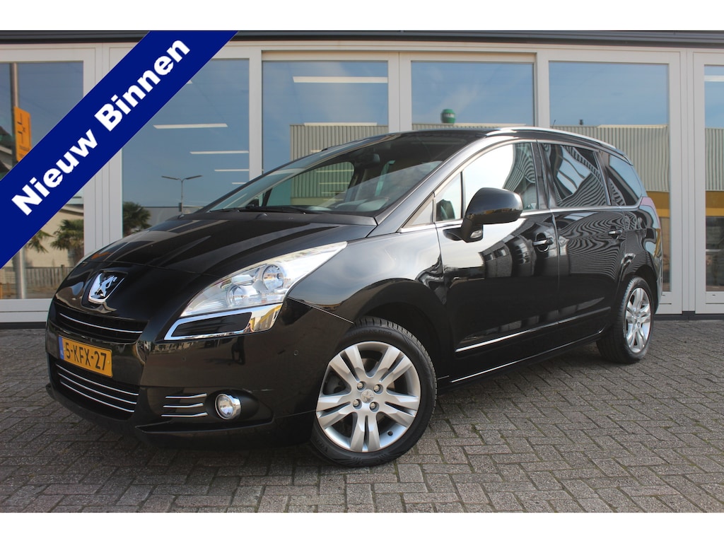 Peugeot 5008 1.6 THP 155 PK Executive 7p, **Nieuwe Ketting** Cruise Control, Panoramadak, Climate Control, Trekhaak Afneembaar, Navigatie, PDC A, Prijs Is Rijklaar Inclusief 6 Maanden Garantie