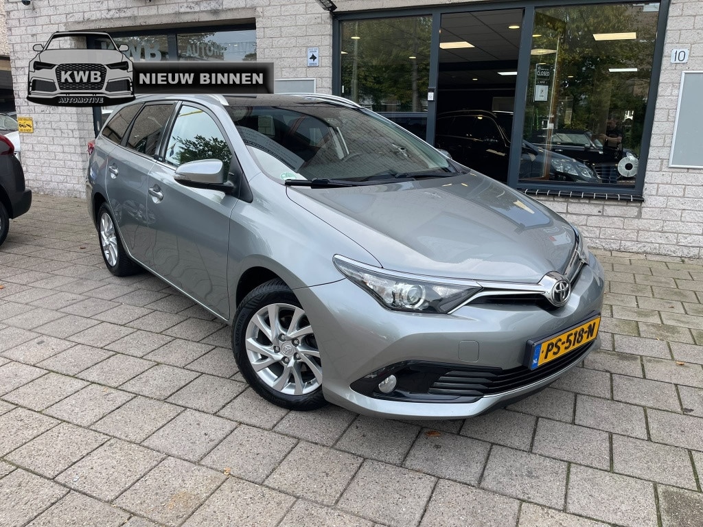 Toyota Auris Touring Sports 1.2T Business Pano Trekhaak Navi Beurt