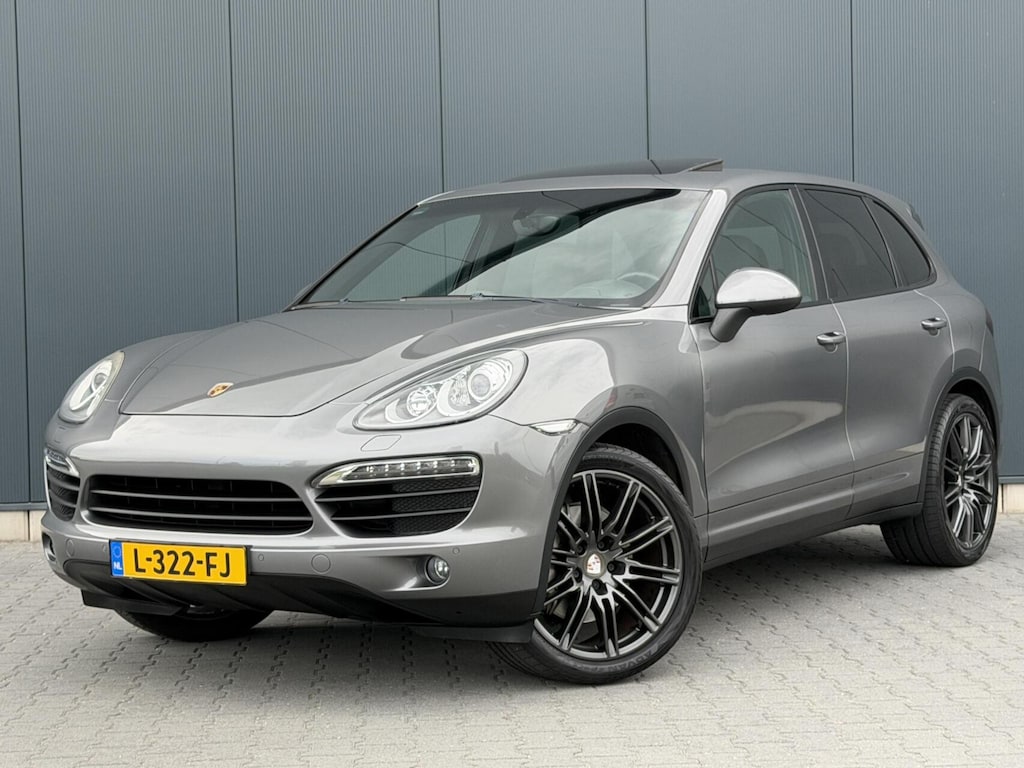 Porsche Cayenne 4.8 S ''144DKM'' Schuifdak - Sportchrono - Leder Dashboard