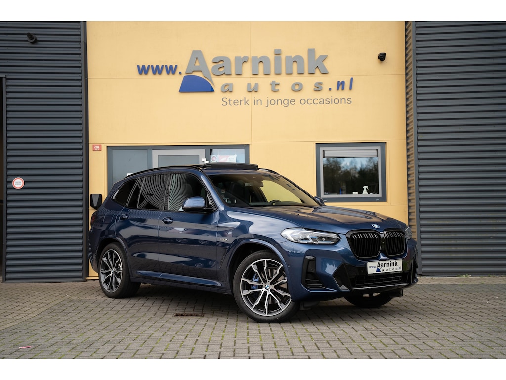 BMW X3 30E 292 pk Phev X-drive M-sport panoramadak, trekhaak, lederen bekl, 20 inch velgen, black pack