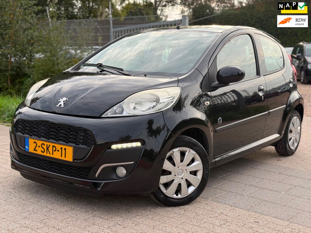 Peugeot 107 1.0 Envy INRUILKOOPJE AIRCO BLEUTOOTH ELEKPAKKET