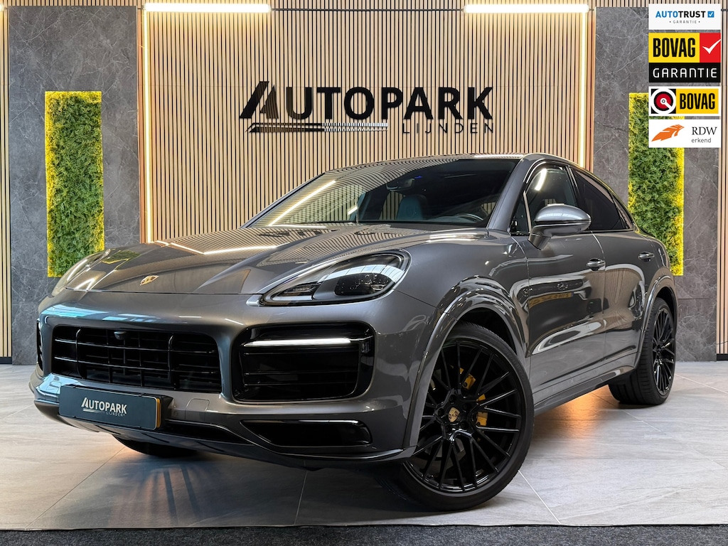 Porsche Cayenne Coupé 3.0 E-Hybrid PANO|BOSE|SOFTCLOSE|SPORTUITLAAT|KEYLESS|360 CAMERA|TREKHAAK|BOSE|22 INCH|90%SOH|BOMVOL!