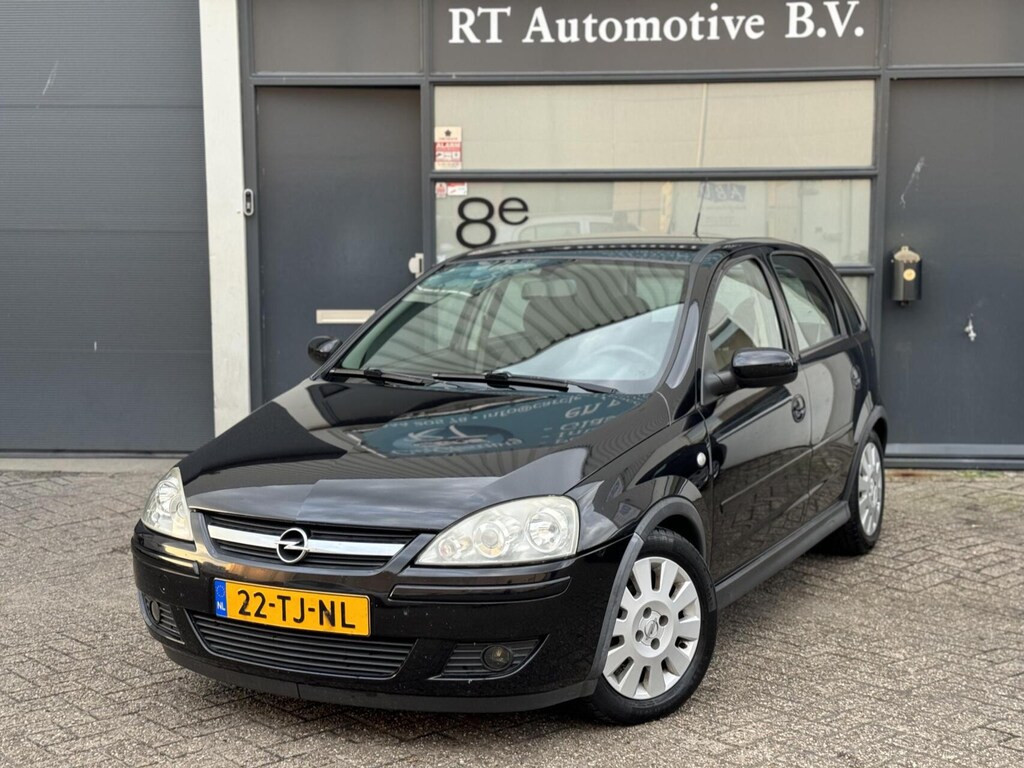 Opel Corsa 1.2-16V Silverline Airco / Trekhaak 5drs
