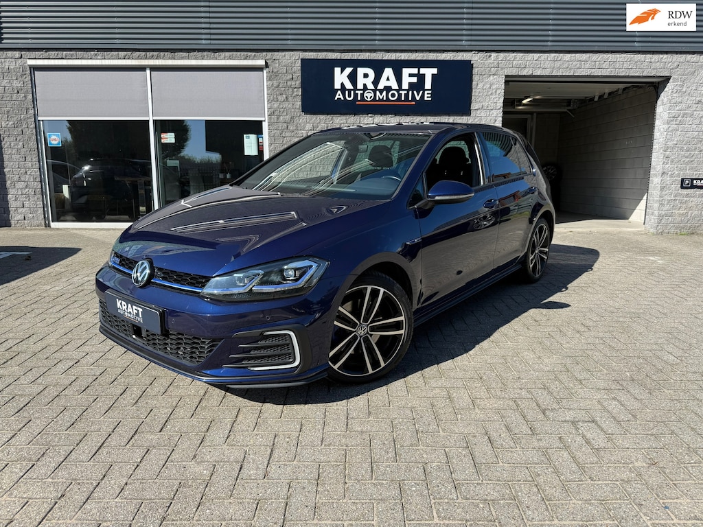 Volkswagen Golf 1.4 TSI PHEV | Virtual | ACC | Apple Carplay | Camera + PDC | Climatronic | Trekhaak |