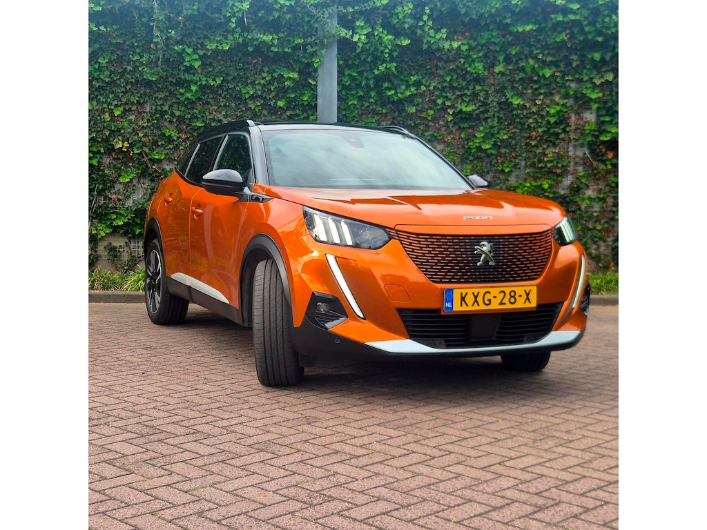 Peugeot e-2008 EV GT | SOH 90% | Pano, ACC, Camera & Stoelverwarming