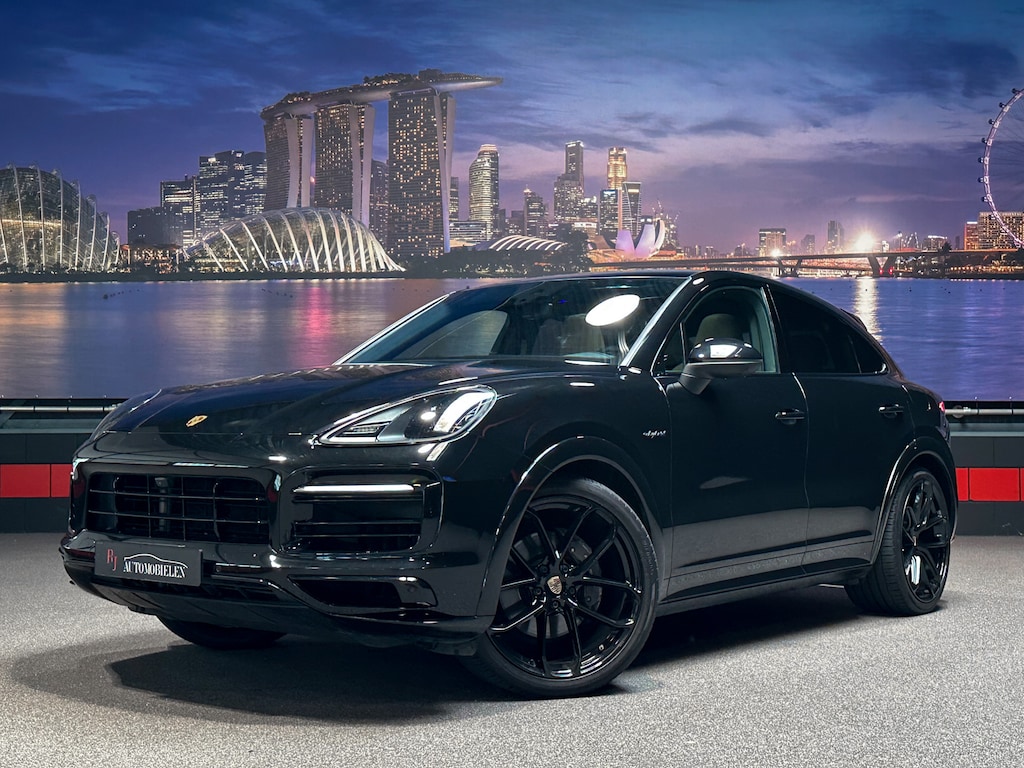 Porsche Cayenne Coupé 3.0 E-Hybrid Sportuitlaat|BOSE|Stoelkoeling|Panorama|360|BTW