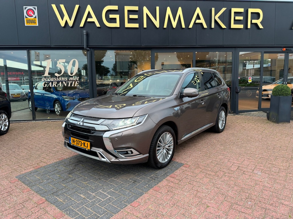 Mitsubishi Outlander 2.4 PHEV Intense+ AUT|NAV|CAM|Carplay