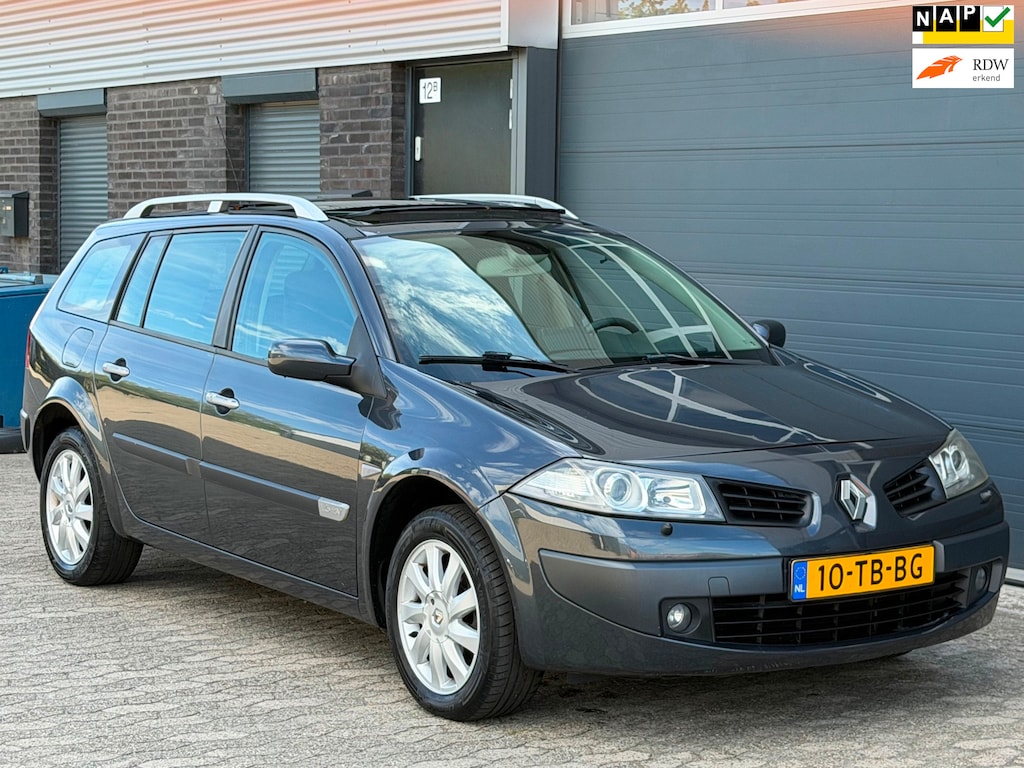 Renault Megane Grand Tour 1.6-16V Privilège NW APK PANO PDC
