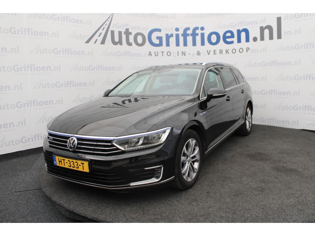 Volkswagen Passat Variant 1.4 TSI GTE Highline nettte station met schuifdak