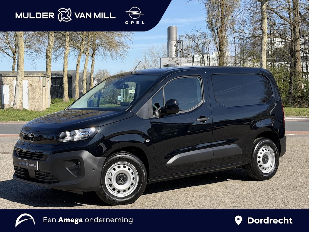 Opel Combo-e Electric L1 50kWh 136pk | ACTIE | 0% financial lease | 8 jaar garantie | 2-zits | Houten afwerking laadruimte | Winter Pakket | ECO LED koplampen | Multimedia | Draadloze Apple Carplay en Android Auto | Achteruitrijcamera | Parkeersensoren achter | Digital cockpit | Lederen stuur met bediening | Stoelverwarming | Stuurverwarming | Tweede sleutel met afstandsbediening | Trekhaak voorbereiding | van €31.765 voor €26.695 ex. BTW rijklaar