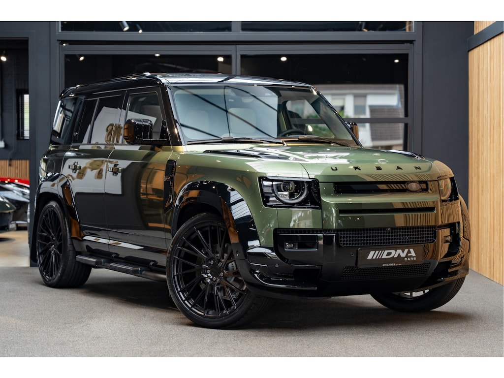 Land Rover Defender 110 Urban Automotive Widetrack 24 Inch Meridian Pano Urban Automotive 2.0 P300e 110 X-Dynamic HSE Urban Automotive Widetrack