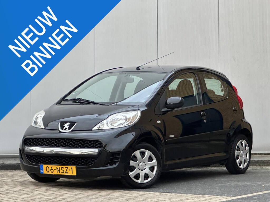 Peugeot 107 1.0-12V Millesim 200 5 Deurs l NL Auto l Historie l
