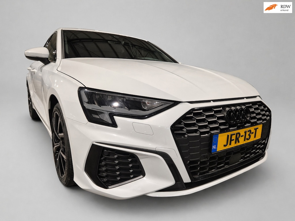 Audi A3 SPORTBACK 30 TFSI Pro Line - Automaat - Virtual Dashboard - Adapt Cruise - CarPlay - Navigatie - Stoelverw - Incl BTW