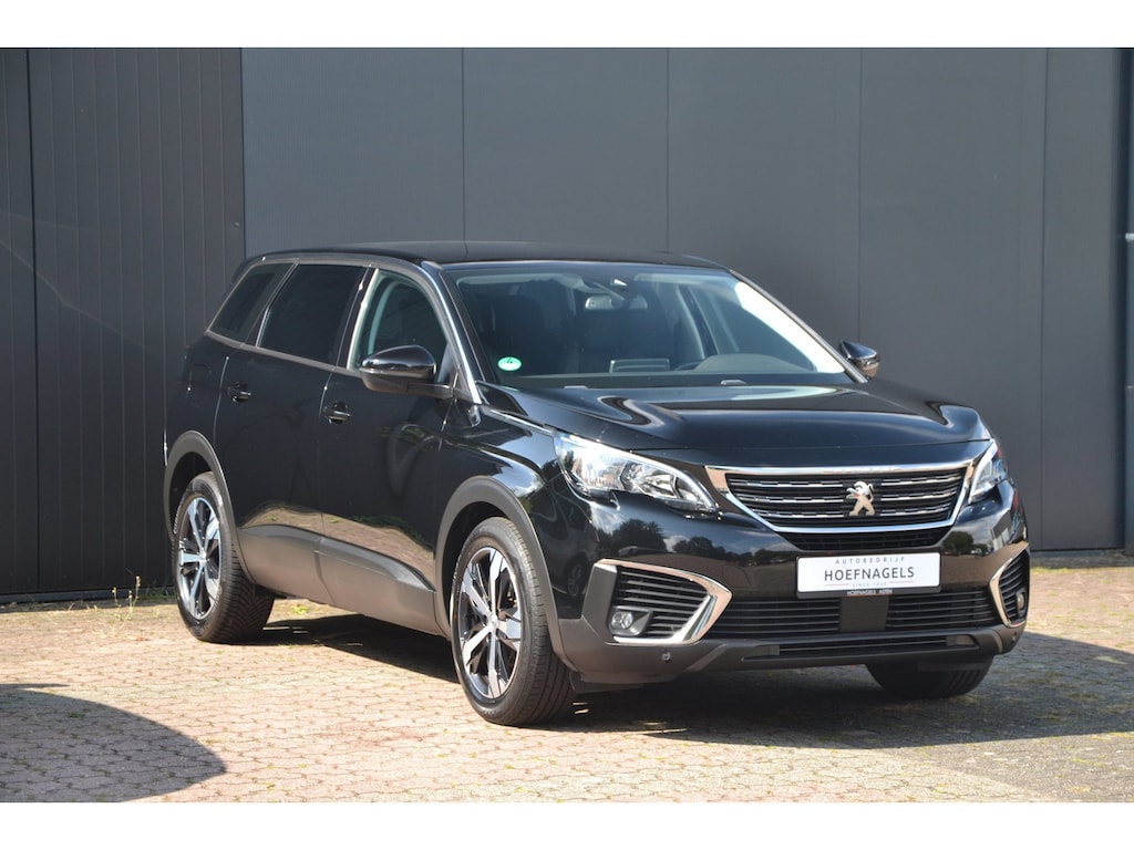 Peugeot 5008 1.2 130 PK Turbo Automaat * Camera * 18'' * 7-Zits *