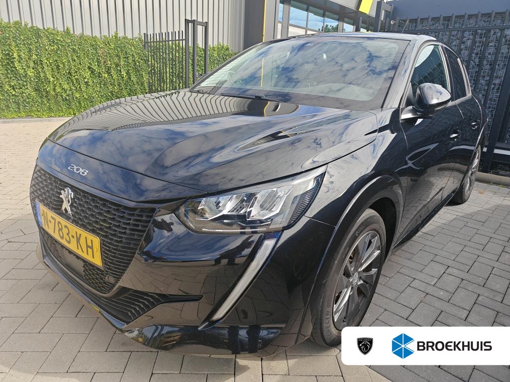 Peugeot e-208 EV Allure Pack 50 kWh | Fase 3 laden | Navi by app | Stoelverwarming | Camera | Apple carplay | NL auto |