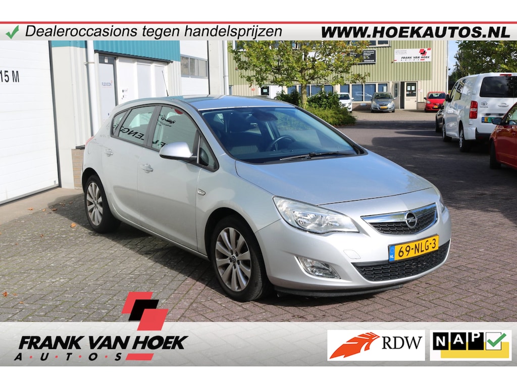 Opel Astra 1.6 Edition AUTOMAAT