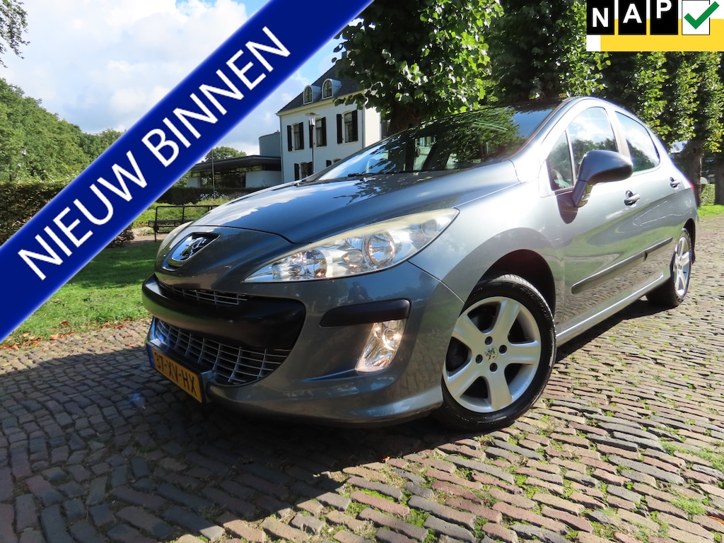 Hyundai Matrix 1.6i Active Cool Panoramadak Ecc Cruisecontrol 5 Drs Lm Velgen Trekhaak