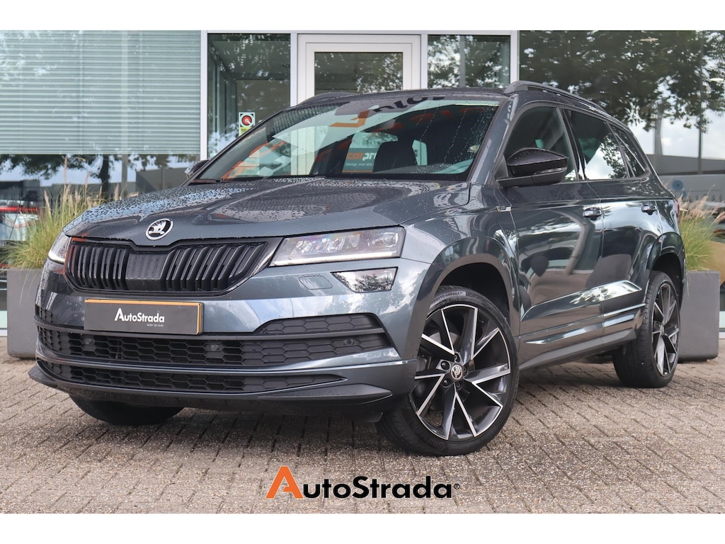 Skoda Karoq 1.5 SportLine TSI ACT 150pk | Virtual | ACC | Camera | Keyless | Stoelverwarming | Climate | Sfeer |