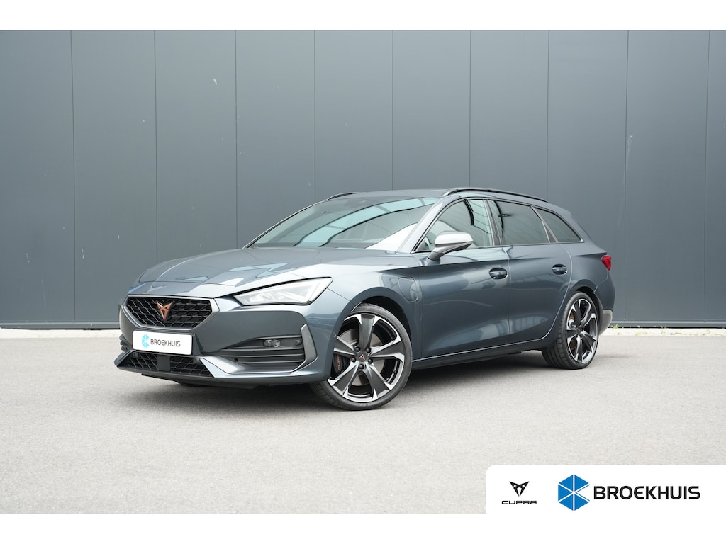 CUPRA Leon Sportstourer 1.4 e-Hybrid 245pk VZ Performance | Panoramadak | Camera | Stuur & Stoelverwarming | Bestuurdersstoel Geheugen | 19"