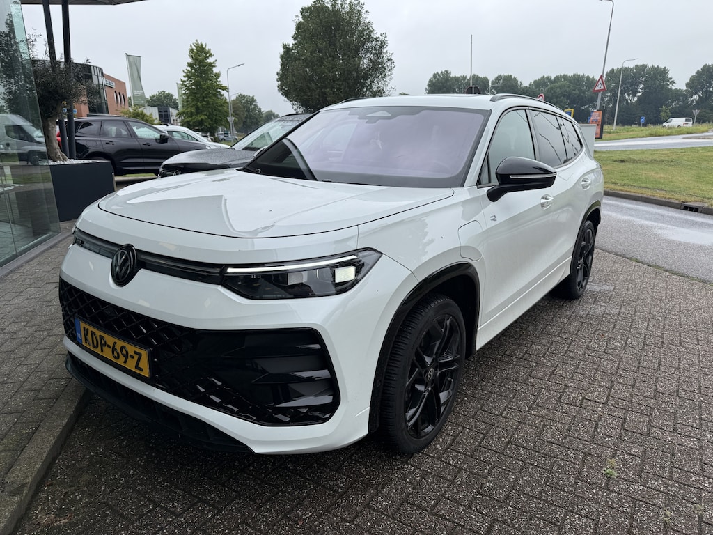 Volkswagen Tayron eHybrid R-Line Edition ** Leder ** Panodak ** Memory ** HUD NP 67K