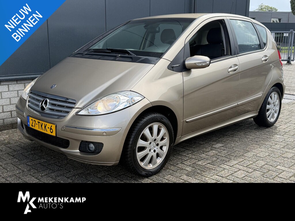 Mercedes-Benz A-klasse 200 Elegance 16"/Leder/Stoelverwarming/Trekhaak/Cruise/Airco/Navigatie/PDC/CD wisselaar