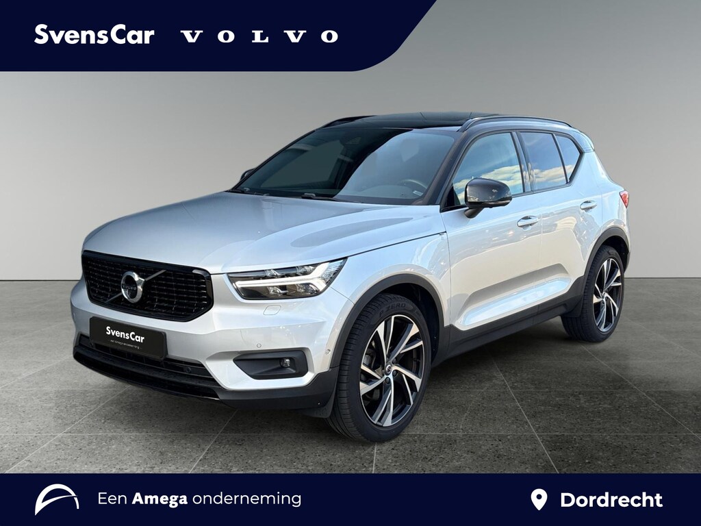Volvo XC40 2.0 T5 AWD R-Design Intro Edition | 360 camera | Lederen bekleding | Panoramadak | Harman/Kardon |
