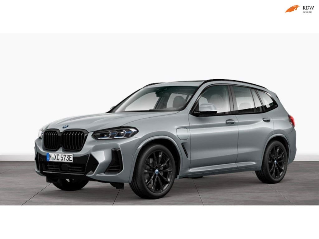 BMW X3 XDrive30e High Executive Edition M Laser/ Memory stoelen/ ACC/ H&K/ Trekhaak/ 20"/ Camera/ Headup