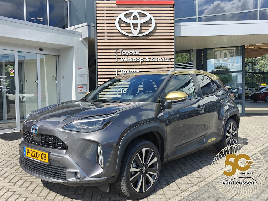 Toyota Yaris Cross 1.5 Hybrid Launch Edition TREKHAAK CAMERA AD-CRUISE STOEL/STUURVERW PARK-SENSOREN BLIND-SPOT HUD ELEK-ACHTERKLEP