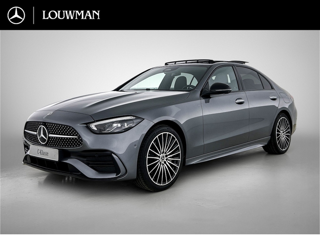 Mercedes-Benz C-klasse 300 e 140 Years Edition | Comfortpakket Plus | Nightpakket | Winterpakket | Parkeerpakket met 360°-camera | Panoramaschuifdak | 360° camera | Warmtewerend, donkergetint glas | 19" multispaaks lichtmetalen AMG-velgen |