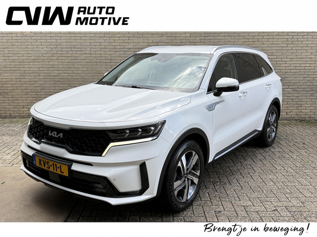 Kia Sorento 1.6 T-GDI Plug-in Hybrid 4WD DynamicPlusLine | 7-persoons | Trekhaak afneembaar | Lederen bekleding | Stoel&stuurverwarming | Camera | Adaptieve cruise | Lane assist | Dodehoekdetectie | Full-LED | DAB |Navigatie | Apple CarPlay | Bose audio | 19 inch velgen | Elektrische achterklep | Volledig onderhouden