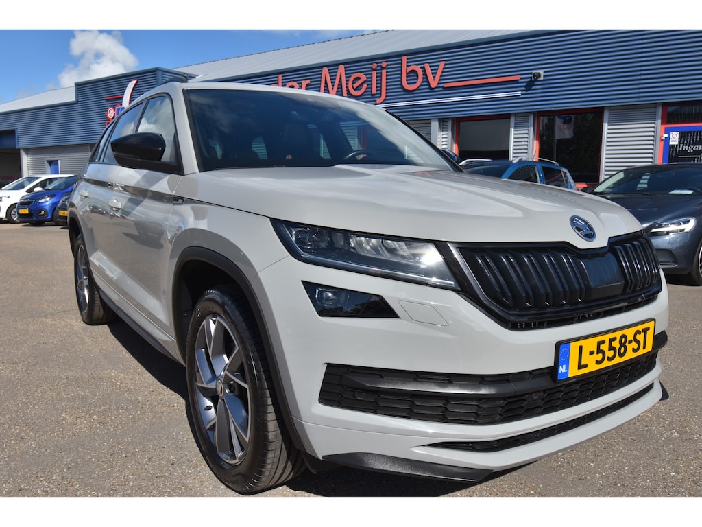 Skoda Kodiaq 1.5 TSI Sportline Business 7-Pers. , TREKH , VIRTUAL COCKPIT , EL PANODAK , ST+STUUR VERW , LMV 19 ,