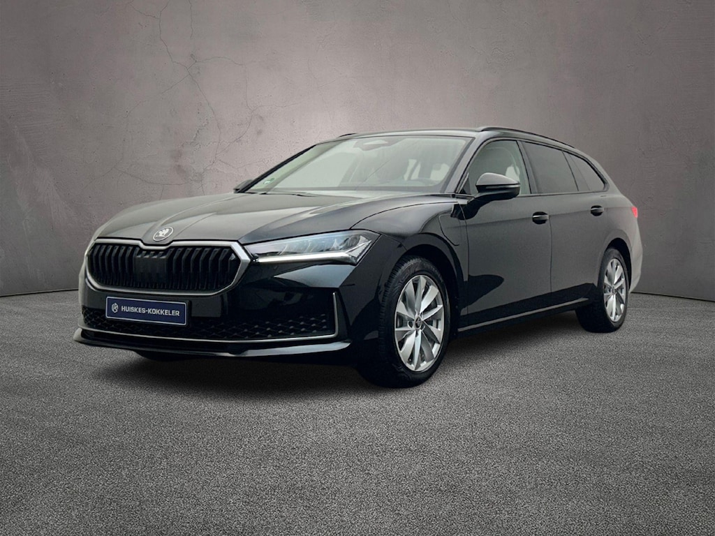 Skoda Superb Combi 1.5 TSI PHEV Edition 204pk DSG Automaat, Trekhaak, Stoelverwarming, Achteruitrijcamera, Adaptive cruise control, Dodehoeksensoren, Parkeersensoren, Navigatie, App-connect, LED koplampen