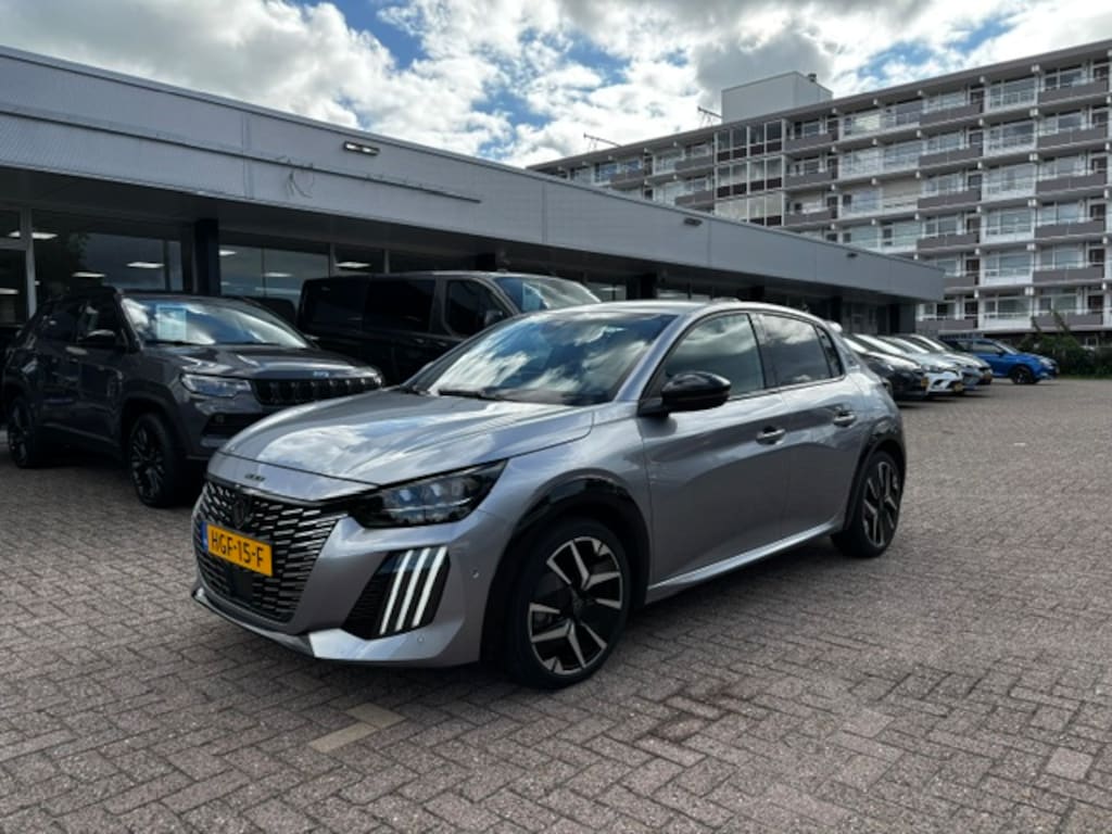 Peugeot 208 1.2 Hybrid 145 e-DCS6 GT Adcruise Acamera Lmv Applecarplay Nap