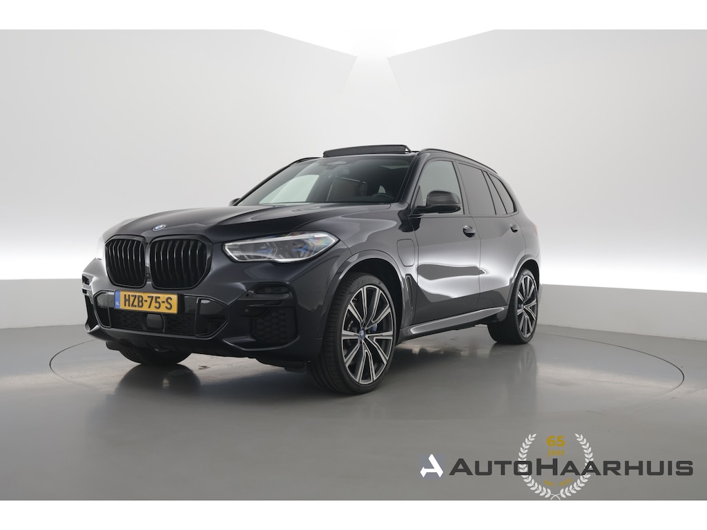 BMW X5 xDrive45e M Sport | Rijklaar! | Skylounge | HUD | Luchtvering | Laser | 360cam | 22'' | Elek. Trekhaak | Leder | Stoelventilatie