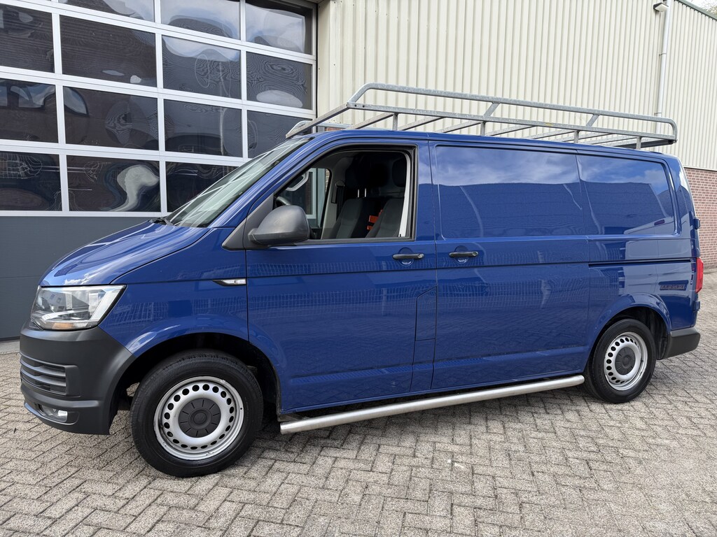 Volkswagen Transporter 2.0 TDI L1H1 102pk Airco 2 schuifdeuren,Trekhaak,Enz