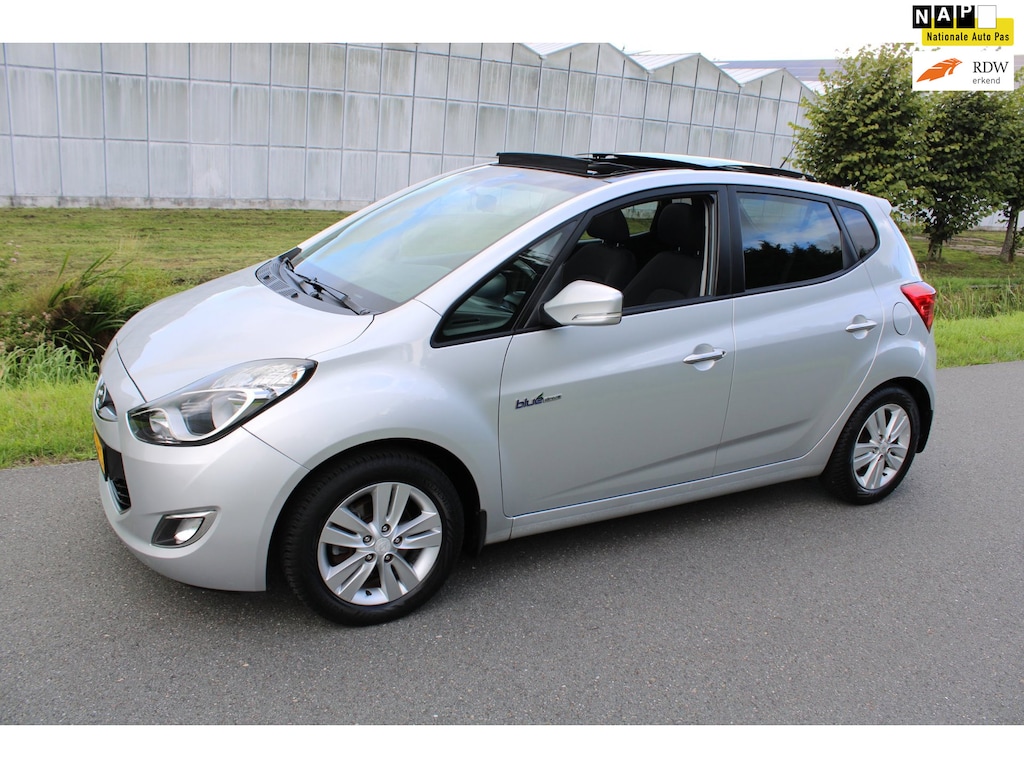 Hyundai ix20 1.4i i-Vision met Panorama dak