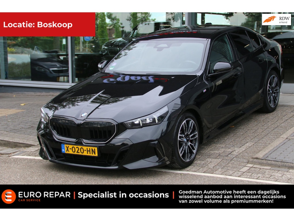 BMW 5-Serie 520i M-PAKKET NETTO EXPORT PRICE 33995,-