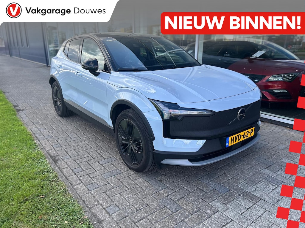 Volvo EX30 Cross Country Twin Motor Performance Ultra 69 kWh NAP|BTW|PANO|ACC|360|Elec. stoelen