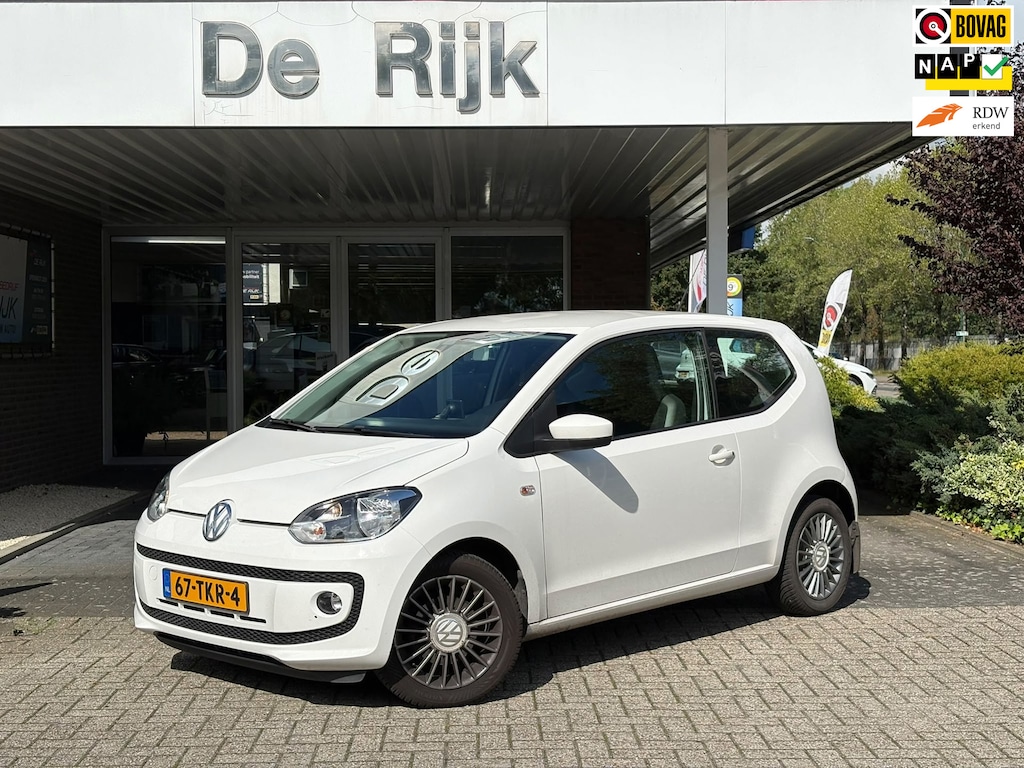 Volkswagen Up! 1.0 high up! | Navi, Cruise, Airco, Bluetooth | 2e Eigenaar | Goed onderhouden! | NAP |