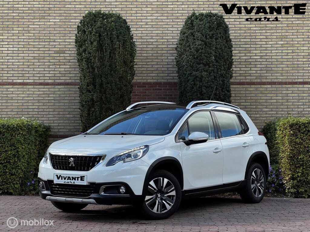 Peugeot 2008 1.2 PureTech Allure Pano*Carplay*Cruise*Nw.Distri.Riem