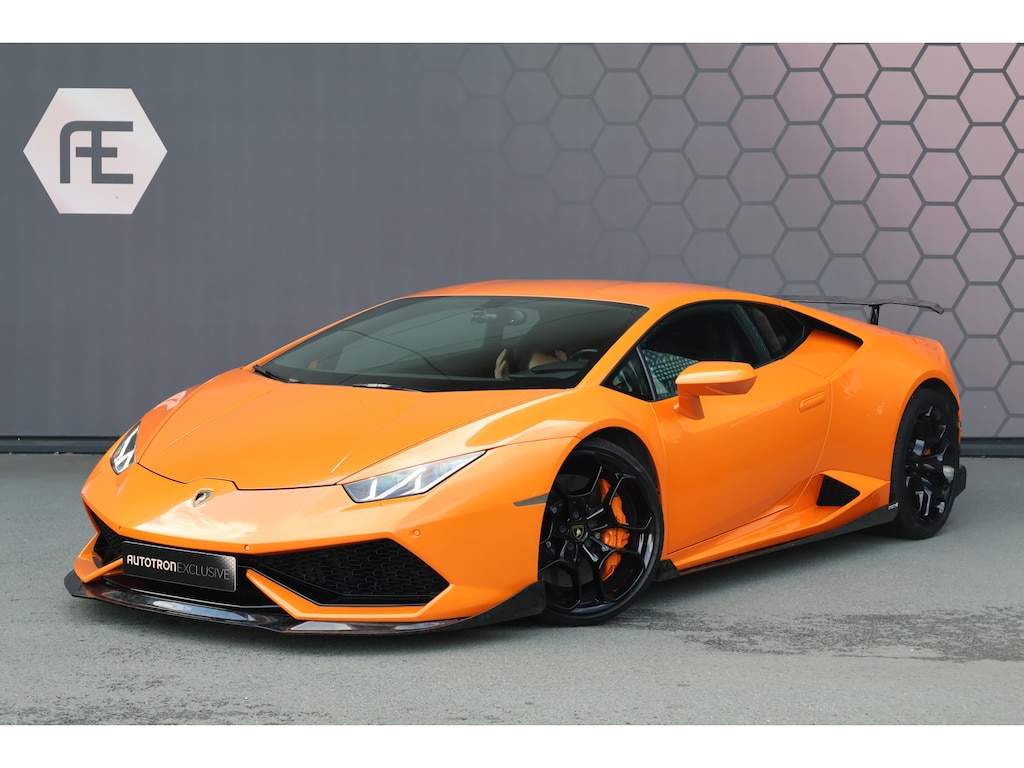 Lamborghini Huracan LP610-4 5.2 V10 | KERAMISCH | CRUISE CONTROL | MARSALL UITLAAT | SENSONUM PREMIUM AUDIO | FULL LEATHER INTERIOR | ACHTERUITRIJCAMERA | FULL EXTERIOR CARBON PACK | ETC. KERAMISCH | CRUISE CONTROL | MARSALL UITLAAT | SENSONUM PREMIUM AUDIO | FULL LEATHER INTERIOR | ACHTERUITRIJCAMERA | FULL EXTERIOR CARBON PACK | ETC.