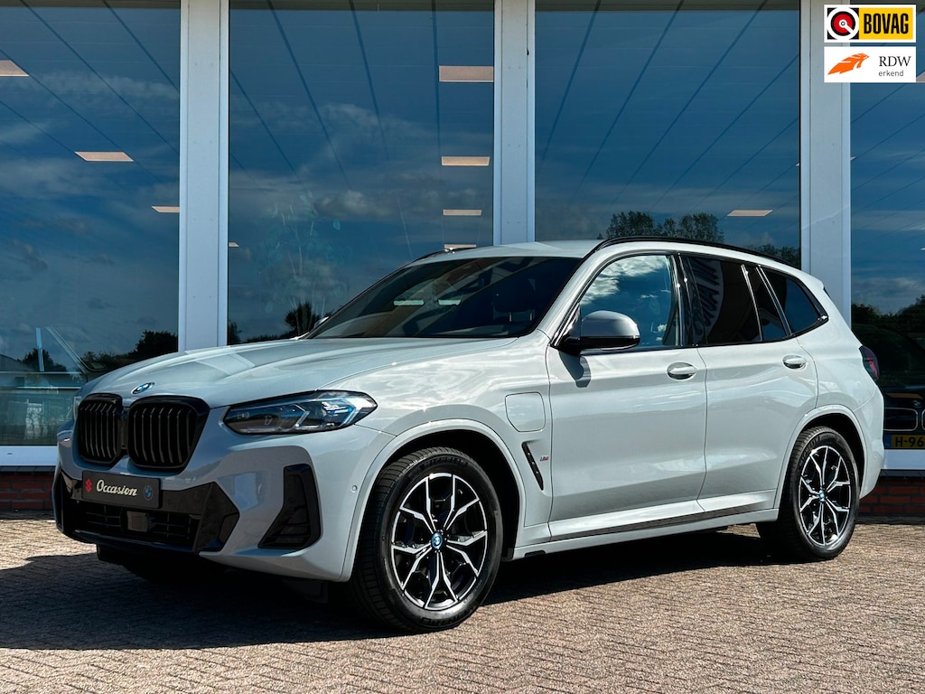 BMW X3 XDrive30e AUT. - M-sport - Leder H&K - Trekhaak -Head UP - Nieuwstaat